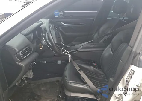 2019 Maserati Levante z USA, uszkodzony, nr VIN ZN661XUA7KX318693